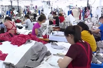 紡織企業(yè)訂單爆滿(mǎn)排到明年！門(mén)店銷(xiāo)量大增！老板吐槽:今年的利潤(rùn)比去年要低